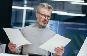 Comment clôturer un compte bancaire avec un crédit en cours ? Tout savoir