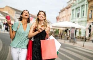 Les crypto-monnaies dans le tourisme : faciliter les paiements et les réservations