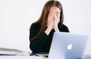 Inaptitude et licenciement : que dire exactement pendant l’entretien préalable pour se protéger ?