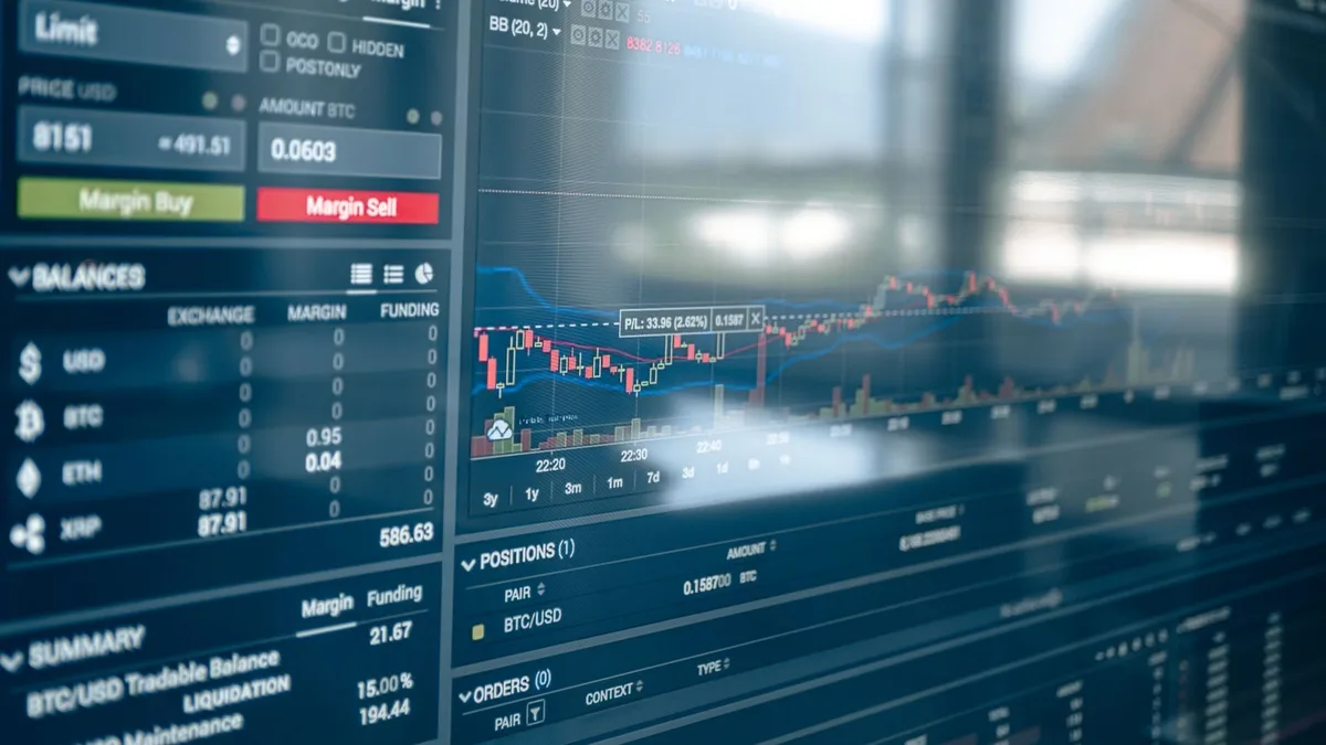 Interface de plateforme d'échange décentralisée avec graphiques de trading avancés