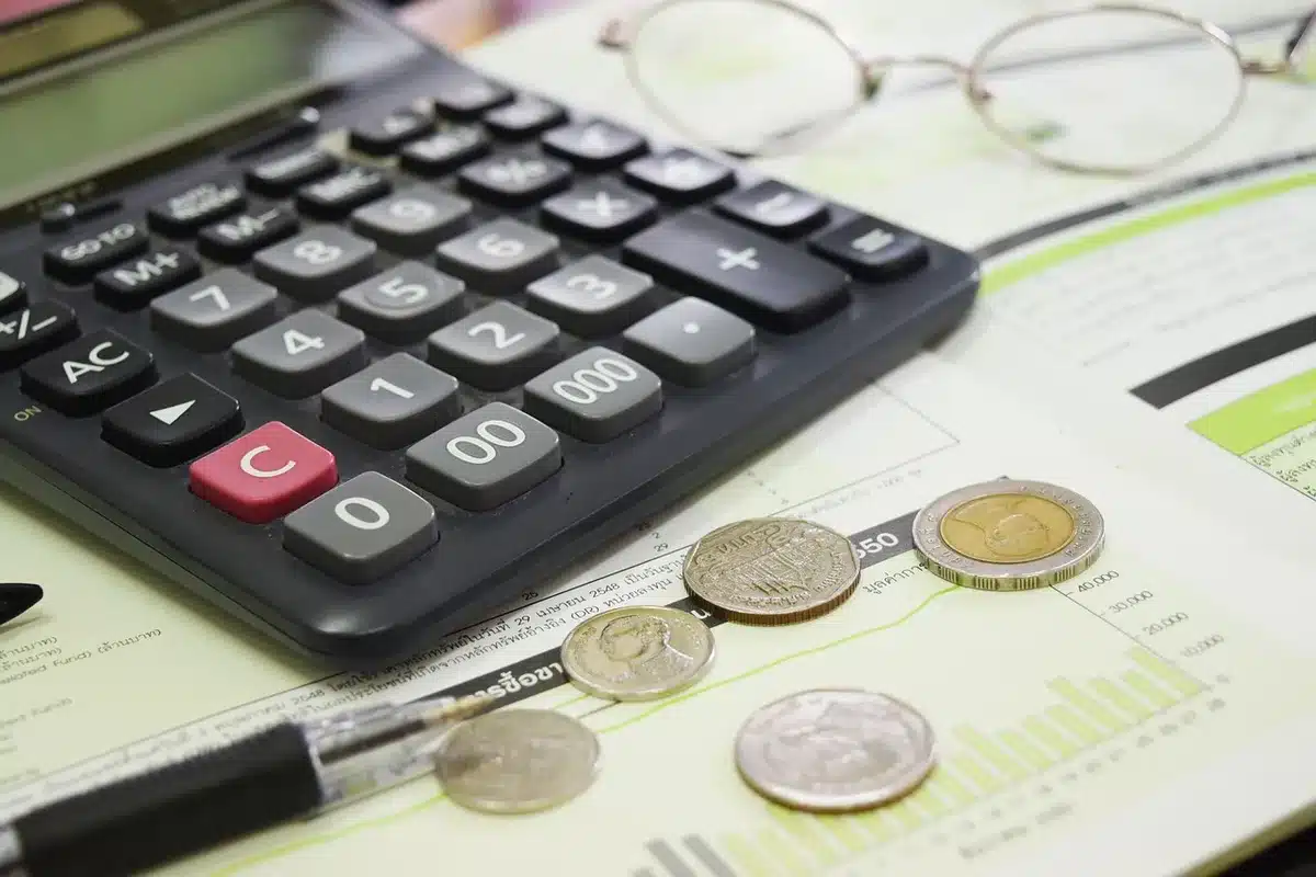 Calcul chiffré montrant un exemple d'emprunt basé sur la valorisation des avoirs