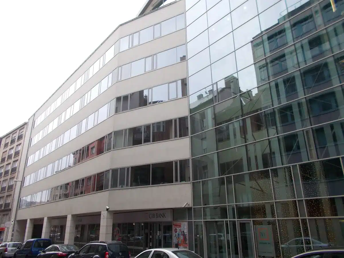 Immobilier : hausse des taux, comment ça peut coûter des milliers