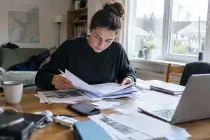 Peut-on suspendre son crédit immobilier après un incendie ?